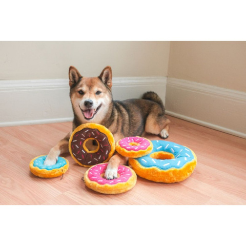 ZIPPY PAWS PLUSZOWY DONUTZ JUMBO 27cm Czekoladowy Pączek dla psa ZIPPY PAWS PLUSZOWY DONUTZ JUMBO 27cm Czekoladowy Pączek dla psa