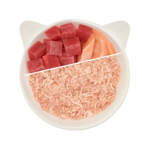 WOW CAT Huhn Tuna - filety kurczaka z tuńczykiem 70g WOW CAT Huhn Tuna - filety kurczaka z tuńczykiem 70g